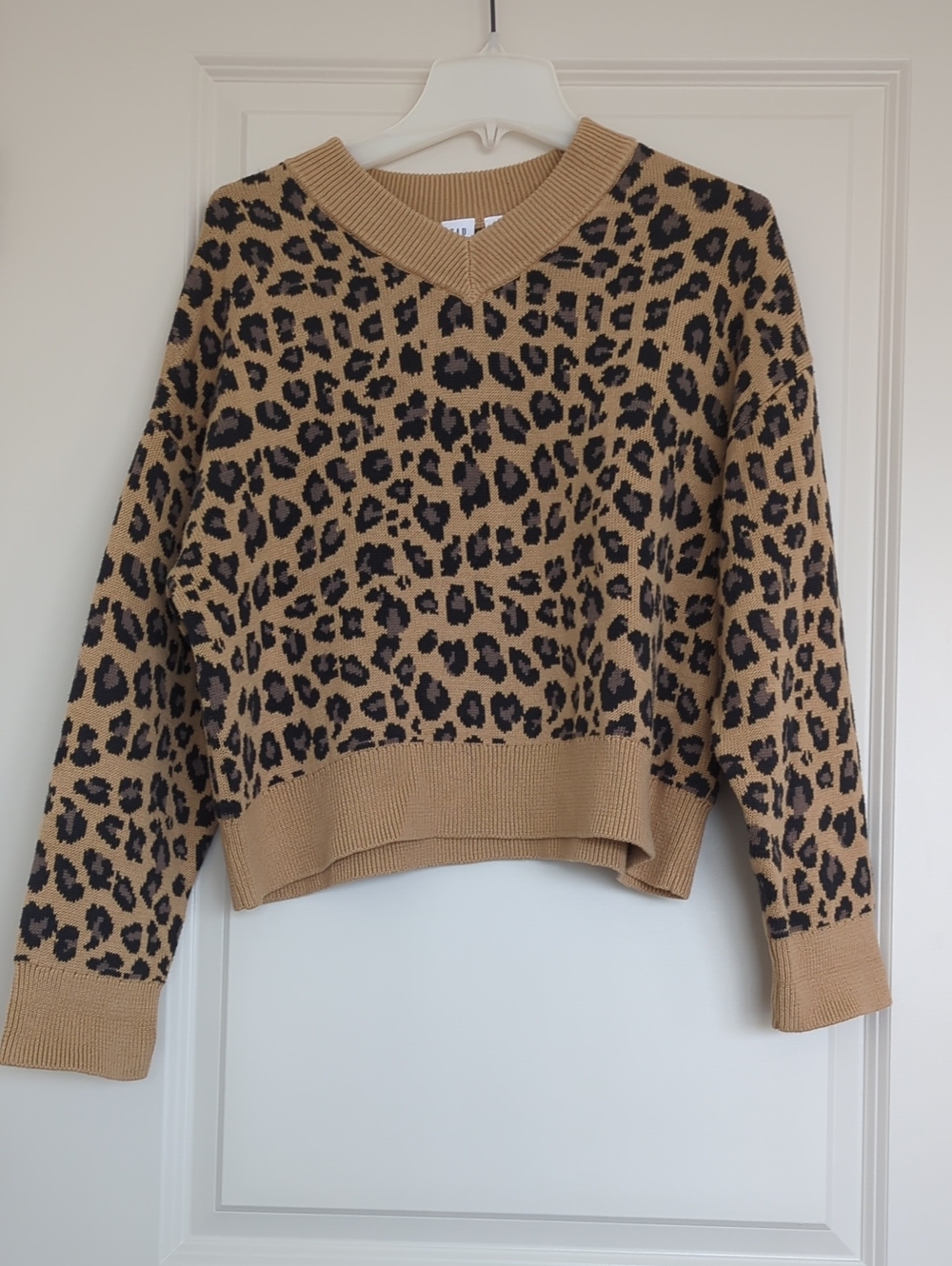 GAP Leopard Print V-Neck Sweater - Girls XXL (14/16) Tan & Black